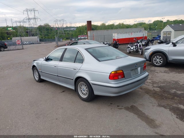 45092861 :رقم المزاد ، WBADD6327WBW47558 vin ، 1998 Bmw 528i مزاد بيع
