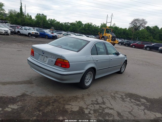 45092861 :رقم المزاد ، WBADD6327WBW47558 vin ، 1998 Bmw 528i مزاد بيع