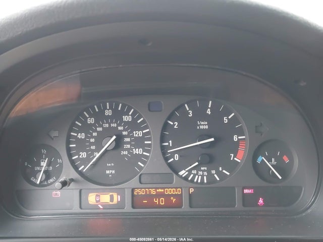 45092861 :رقم المزاد ، WBADD6327WBW47558 vin ، 1998 Bmw 528i مزاد بيع