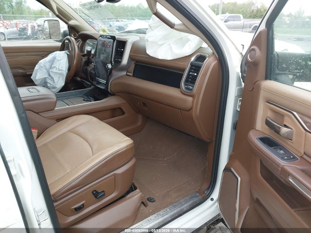 45092866 :رقم المزاد ، 3C63R3KL0LG201061 vin ، 2020 Ram 3500 Laramie Longhorn  4x4 8' Box مزاد بيع