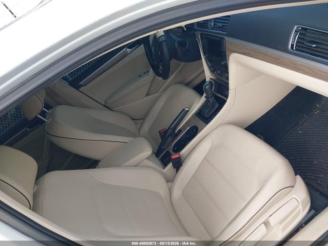Aukcja sprzedaży 2017 Volkswagen Passat 1.8t Se, vin: 1VWBT7A38HC021252, numer aukcji: 45092873