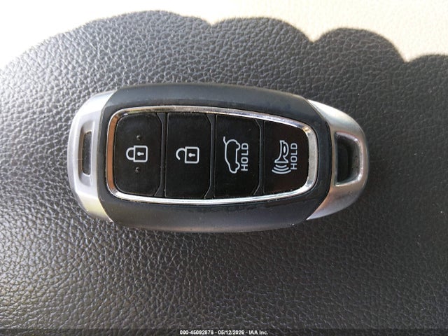 Продажа на аукционе авто 2018 Hyundai Elantra Gt, vin: KMHH35LE5JU043253, номер лота: 45092878
