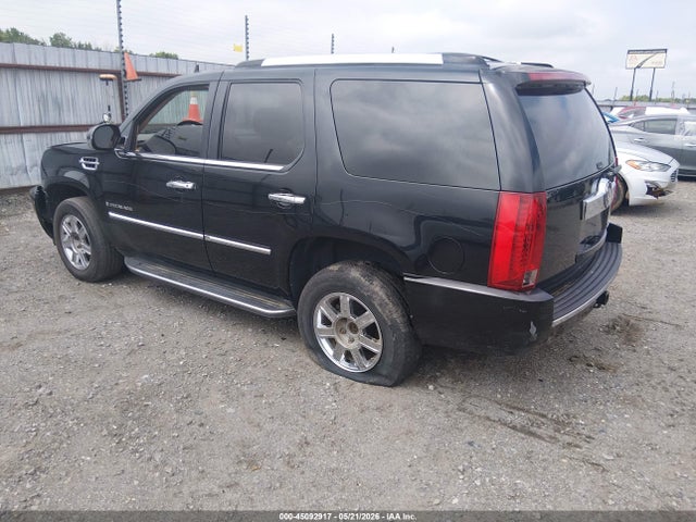 2007 Cadillac Escalade Standard მანქანა იყიდება აუქციონზე, vin: 1GYEC63897R412211, აუქციონის ნომერი: 45092917