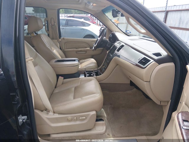 2007 Cadillac Escalade Standard მანქანა იყიდება აუქციონზე, vin: 1GYEC63897R412211, აუქციონის ნომერი: 45092917