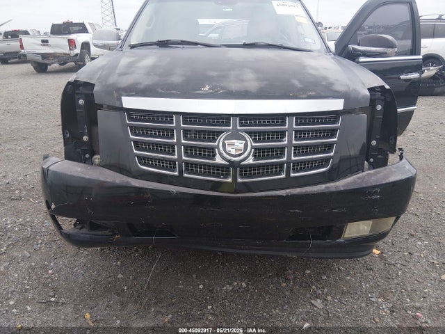 2007 Cadillac Escalade Standard მანქანა იყიდება აუქციონზე, vin: 1GYEC63897R412211, აუქციონის ნომერი: 45092917