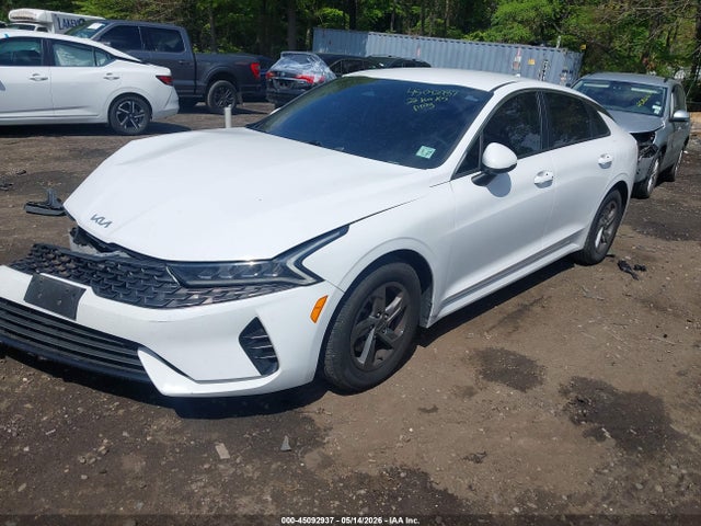 2022 Kia K5 Lxs მანქანა იყიდება აუქციონზე, vin: 5XXG14J20NG162865, აუქციონის ნომერი: 45092937