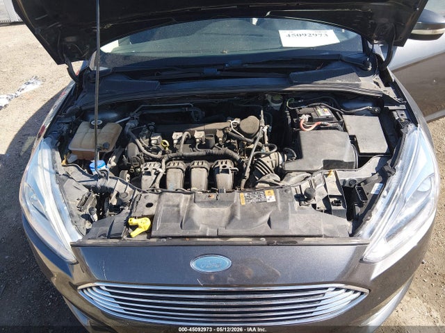 Продаж на аукціоні авто 2015 Ford Focus Titanium, vin: 1FADP3N21FL328257, номер лоту: 45092973