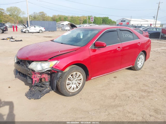 45092980 :رقم المزاد ، 4T1BF1FK4CU569593 vin ، 2012 Toyota Camry Le مزاد بيع