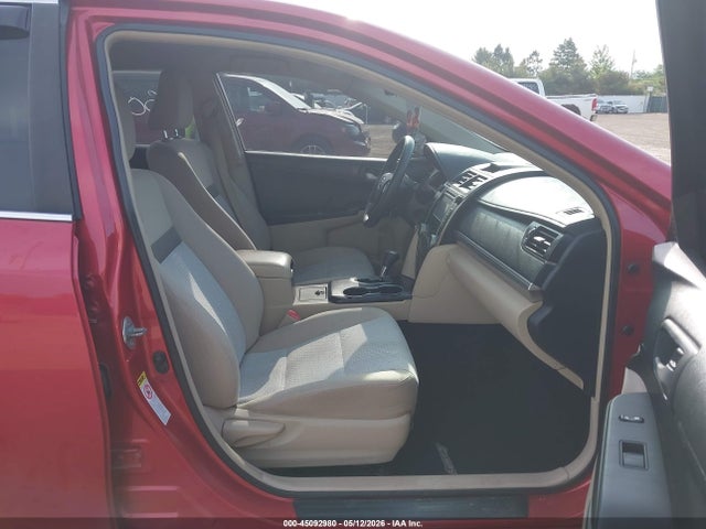 45092980 :رقم المزاد ، 4T1BF1FK4CU569593 vin ، 2012 Toyota Camry Le مزاد بيع