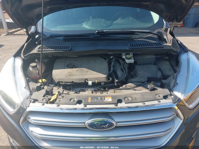 1FMCU9GD3JUD31093 Ford ESCAPE SE