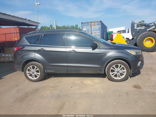 1FMCU9GD3JUD31093 Ford ESCAPE SE