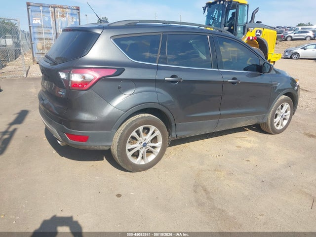 1FMCU9GD3JUD31093 Ford ESCAPE SE