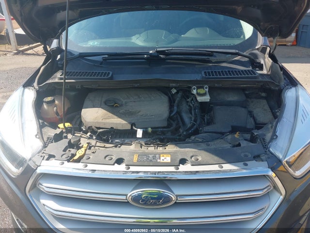 1FMCU9GD5JUD31094 Ford ESCAPE SE