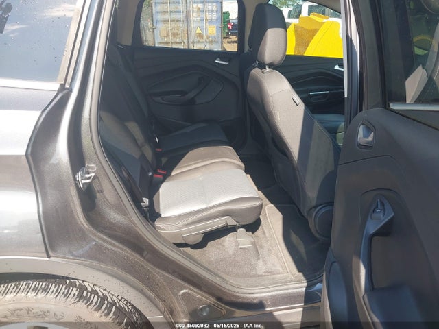 1FMCU9GD5JUD31094 Ford ESCAPE SE