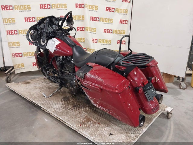 Harley-Davidson FLTRXS 2020 1HD1KTP12LB616708 Image 3