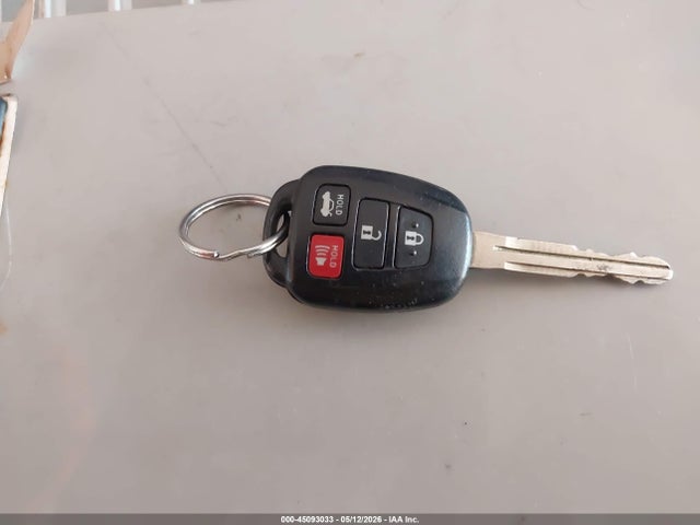 Продаж на аукціоні авто 2014 Toyota Corolla Le, vin: 2T1BURHE0EC192843, номер лоту: 45093033