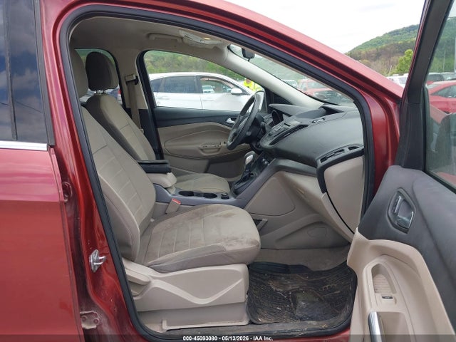 Продажа на аукционе авто 2015 Ford Escape Se, vin: 1FMCU9G91FUA10642, номер лота: 45093080