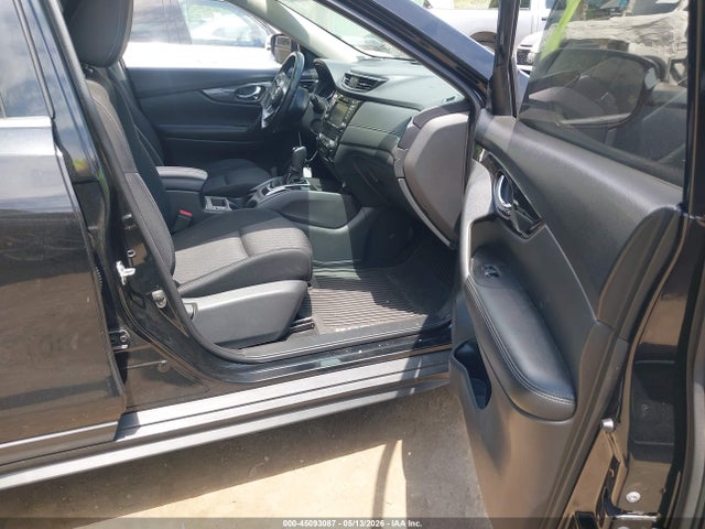Auction sale of the 2018 Nissan Rogue Sv, vin: KNMAT2MV5JP612457, lot number: 45093087