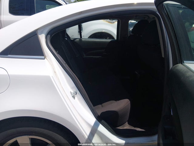 45093088 :رقم المزاد ، 1G1PE5SB8G7168068 vin ، 2016 Chevrolet Cruze Limited 1lt Auto مزاد بيع