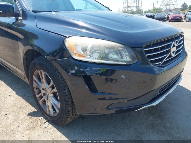 Продаж на аукціоні авто 2015 Volvo Xc60 3.2 Platinum, vin: YV4940RD6F2612358, номер лоту: 45093099