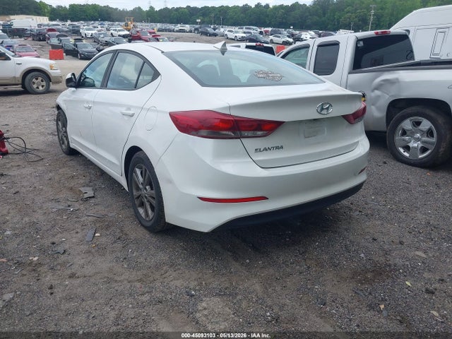 Продажа на аукционе авто 2018 Hyundai Elantra Sel, vin: 5NPD84LF3JH251651, номер лота: 45093103