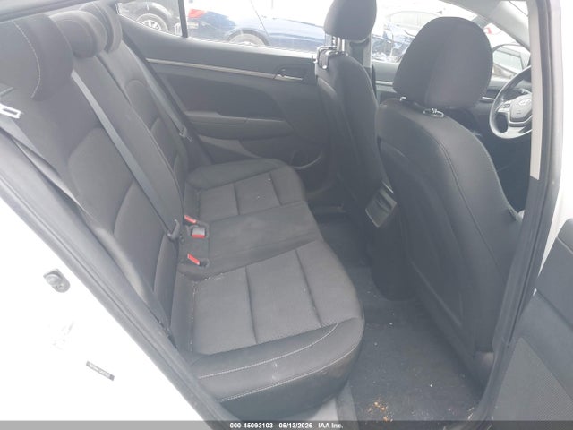 Продажа на аукционе авто 2018 Hyundai Elantra Sel, vin: 5NPD84LF3JH251651, номер лота: 45093103