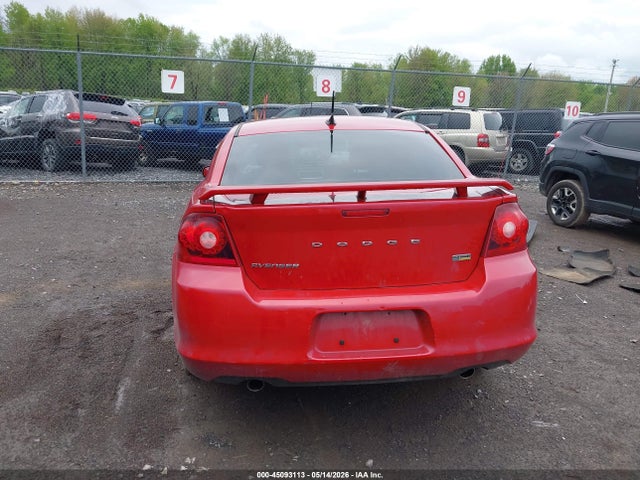 45093113 :رقم المزاد ، 1B3BD2FG2BN554094 vin ، 2011 Dodge Avenger Lux مزاد بيع