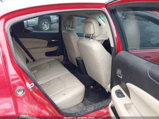 45093113 :رقم المزاد ، 1B3BD2FG2BN554094 vin ، 2011 Dodge Avenger Lux مزاد بيع