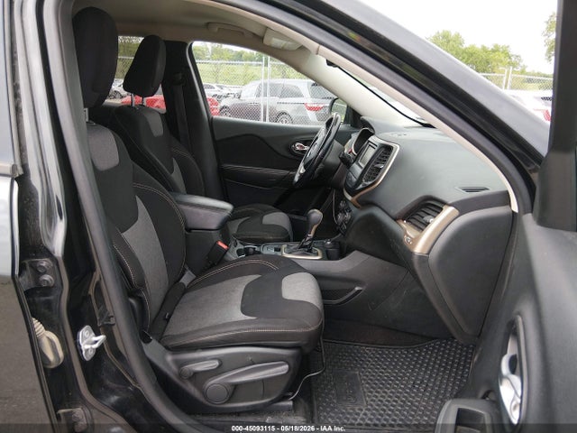 45093115 :رقم المزاد ، 1C4PJMCB0EW301940 vin ، 2014 Jeep Cherokee Altitude مزاد بيع