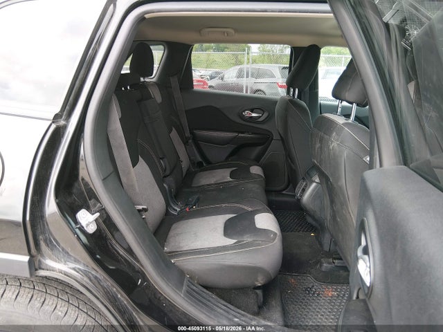 45093115 :رقم المزاد ، 1C4PJMCB0EW301940 vin ، 2014 Jeep Cherokee Altitude مزاد بيع