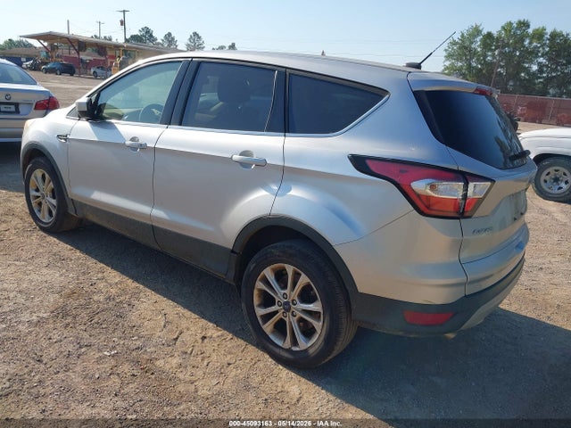 45093163 :رقم المزاد ، 1FMCU0GD3HUD85905 vin ، 2017 Ford Escape Se مزاد بيع