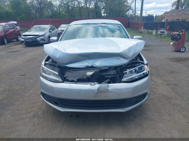 45093209 :رقم المزاد ، 3VWDX7AJXBM112962 vin ، 2011 Volkswagen Jetta 2.5l Se مزاد بيع