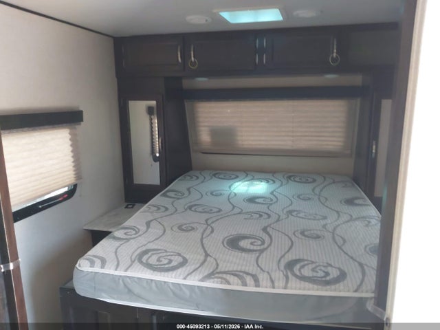 45093213 :رقم المزاد ، 5ZT2SBPB2LS037953 vin ، 2020 Coachmen Other مزاد بيع