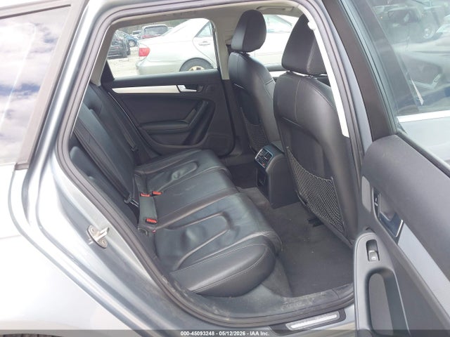 45093248 :رقم المزاد ، WAUWFAFL1BA035947 vin ، 2011 Audi A4 2.0t Premium مزاد بيع