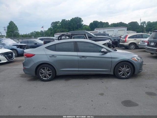 Продажа на аукционе авто 2017 Hyundai Elantra Se, vin: KMHD84LF4HU210411, номер лота: 45093279