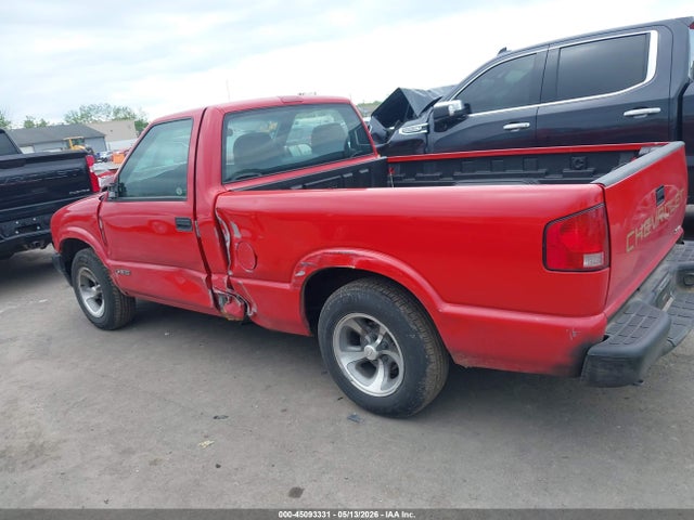 45093331 :رقم المزاد ، 1GCCS145328179285 vin ، 2002 Chevrolet S-10 مزاد بيع