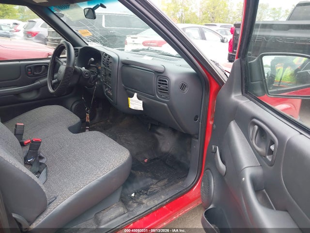 45093331 :رقم المزاد ، 1GCCS145328179285 vin ، 2002 Chevrolet S-10 مزاد بيع
