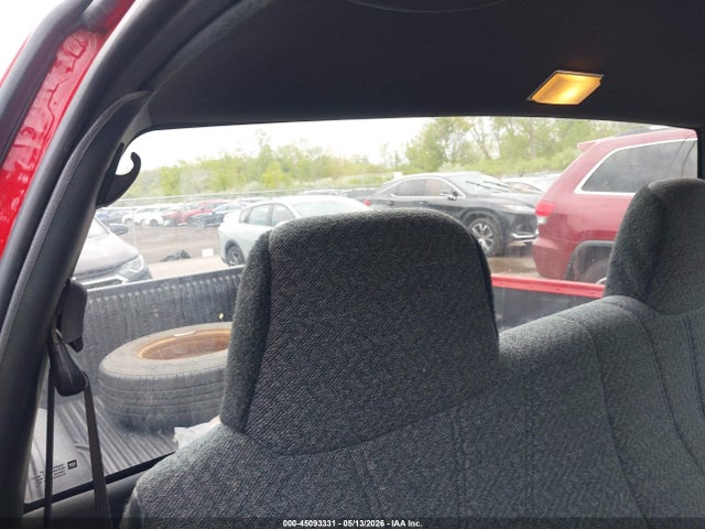 45093331 :رقم المزاد ، 1GCCS145328179285 vin ، 2002 Chevrolet S-10 مزاد بيع