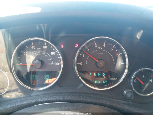 2017 Jeep Wrangler Unlimited Sahara 4x4 მანქანა იყიდება აუქციონზე, vin: 1C4HJWEG5HL694056, აუქციონის ნომერი: 45093399