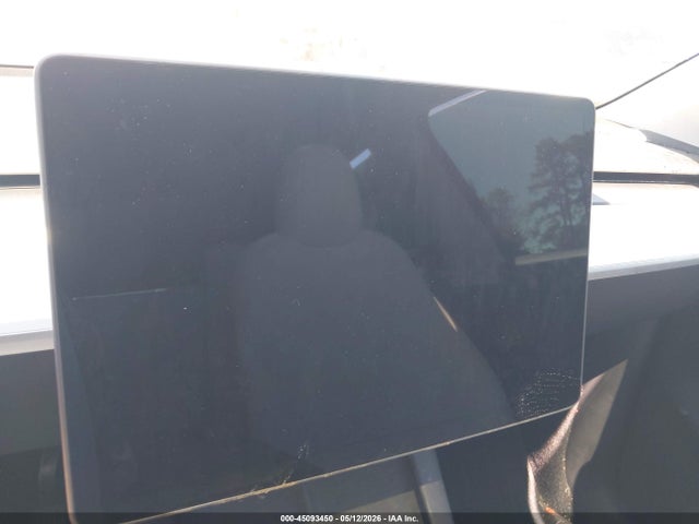 45093450 :رقم المزاد ، 7SAYGDED4RA334418 vin ، 2024 Tesla Model Y Long Range Single Motor Rear-wheel Drive/rwd مزاد بيع
