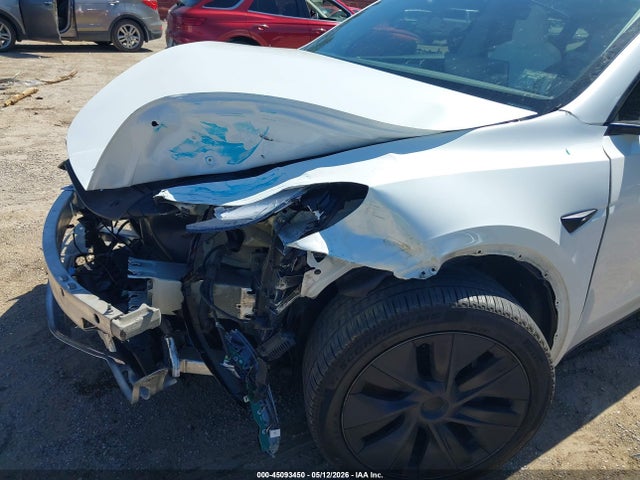 45093450 :رقم المزاد ، 7SAYGDED4RA334418 vin ، 2024 Tesla Model Y Long Range Single Motor Rear-wheel Drive/rwd مزاد بيع