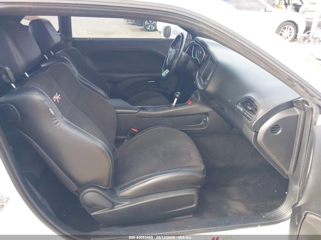 Продажа на аукционе авто 2015 Dodge Challenger R/t Scat Pack, vin: 2C3CDZFJ3FH720231, номер лота: 45093469
