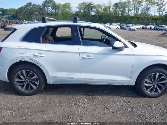 Продаж на аукціоні авто 2021 Audi Q5 Premium 45 Tfsi Quattro S Tronic, vin: WA1AAAFYXM2061560, номер лоту: 45093477
