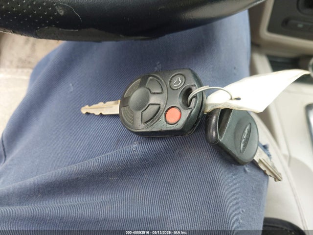 45093516 :رقم المزاد ، 3FAHP07Z76R221418 vin ، 2006 Ford Fusion Se مزاد بيع