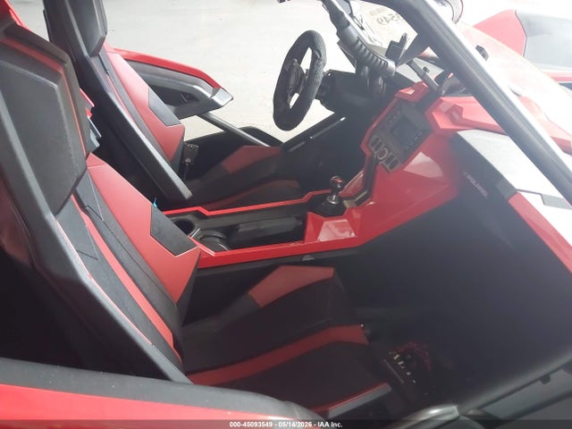 2015 Polaris Slingshot Sl მანქანა იყიდება აუქციონზე, vin: 57XAAPFA3F5100445, აუქციონის ნომერი: 45093549