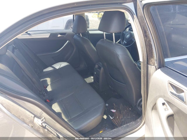 45093563 :رقم المزاد ، 3VWLZ7AJ9BM379533 vin ، 2011 Volkswagen Jetta 2.5l Sel مزاد بيع