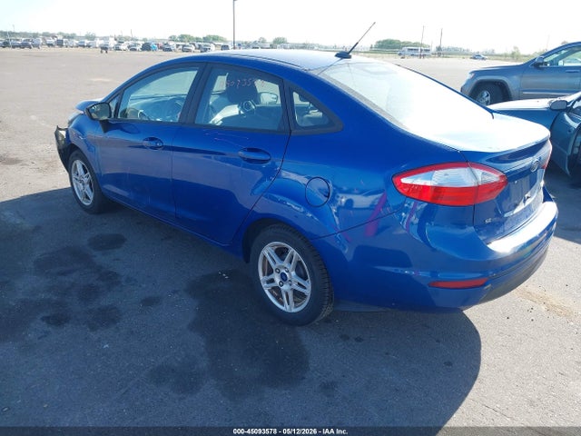 45093578 :رقم المزاد ، 3FADP4BJ9JM114643 vin ، 2018 Ford Fiesta Se مزاد بيع