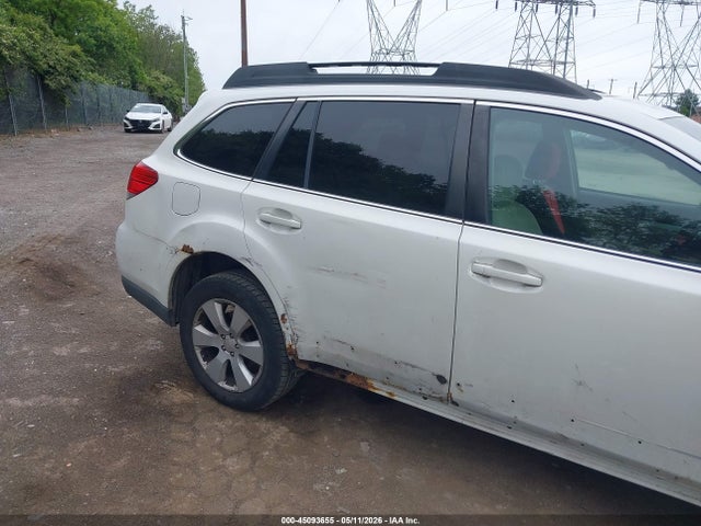 2011 Subaru Outback 2.5i Premium მანქანა იყიდება აუქციონზე, vin: 4S4BRCGC2B3320451, აუქციონის ნომერი: 45093655