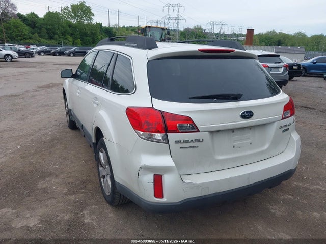 2011 Subaru Outback 2.5i Premium მანქანა იყიდება აუქციონზე, vin: 4S4BRCGC2B3320451, აუქციონის ნომერი: 45093655