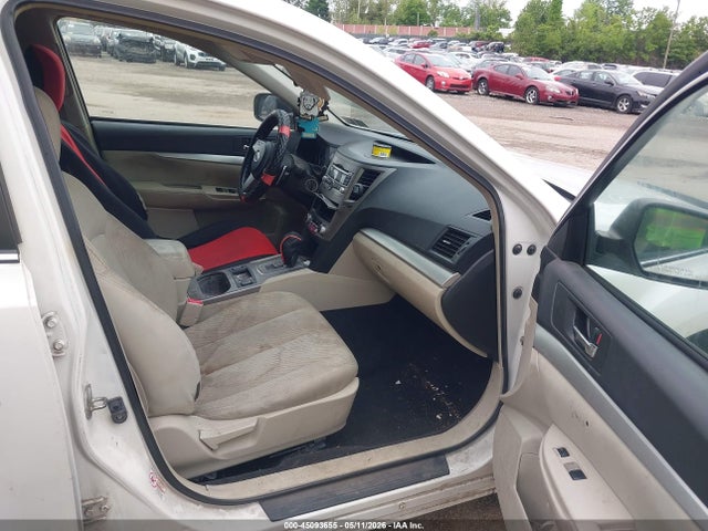 2011 Subaru Outback 2.5i Premium მანქანა იყიდება აუქციონზე, vin: 4S4BRCGC2B3320451, აუქციონის ნომერი: 45093655